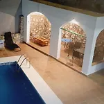 Uf House マラガ